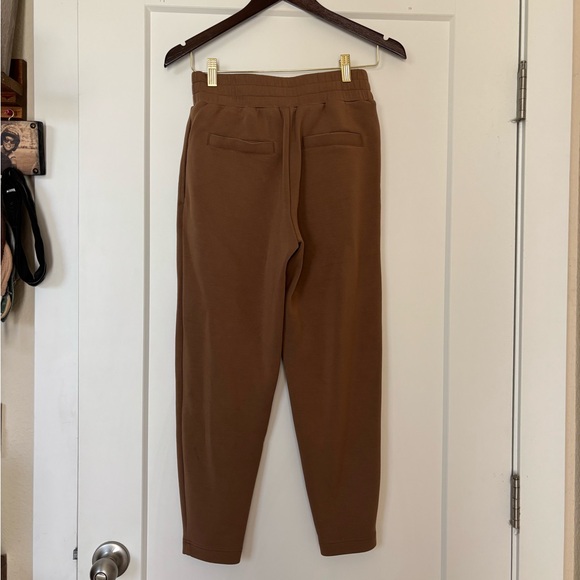 Varley The Slim Pant 25” Cedar color - Picture 5 of 12